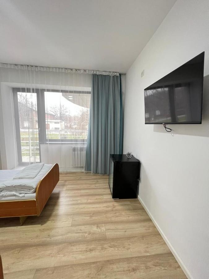 Tourist Hotel シムケント エクステリア 写真