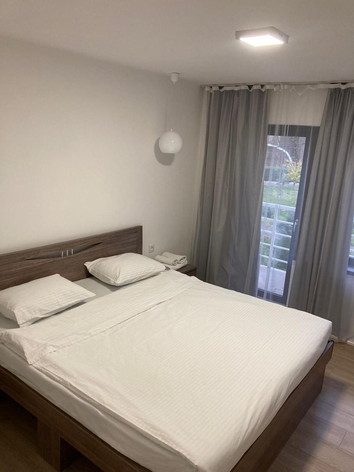 Tourist Hotel シムケント エクステリア 写真